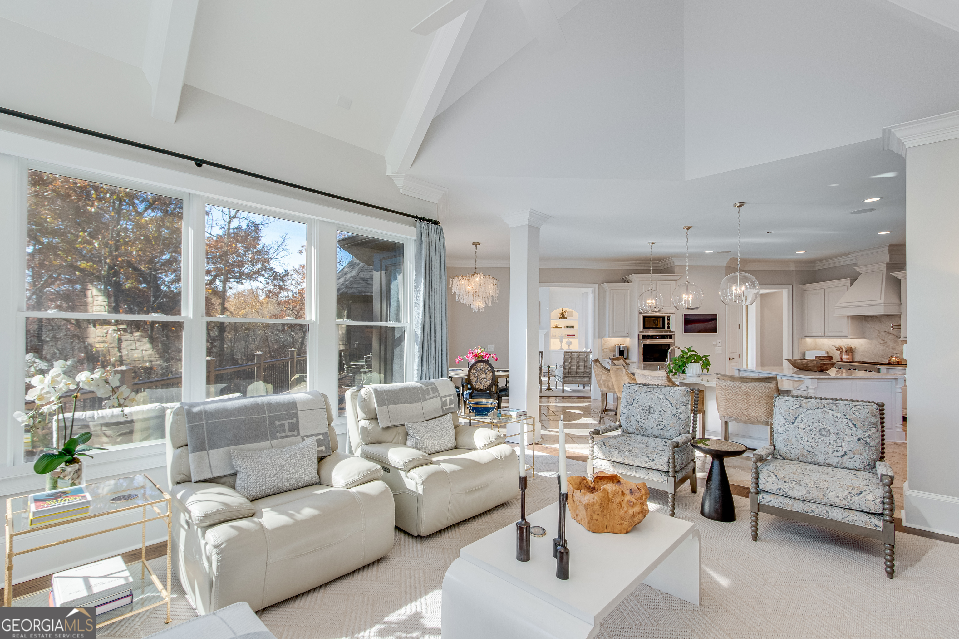 6226 Random Winds Bluff