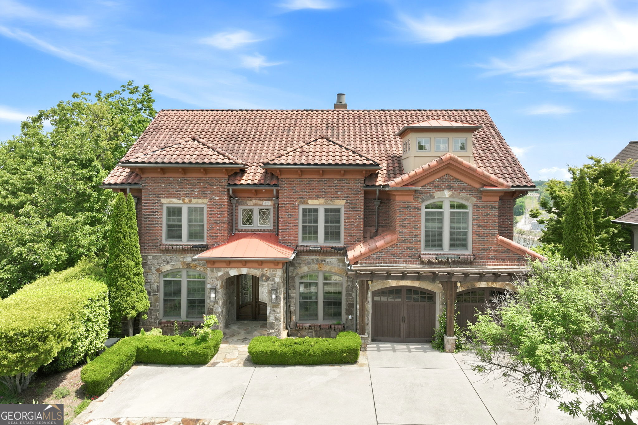 2742 High Vista Point