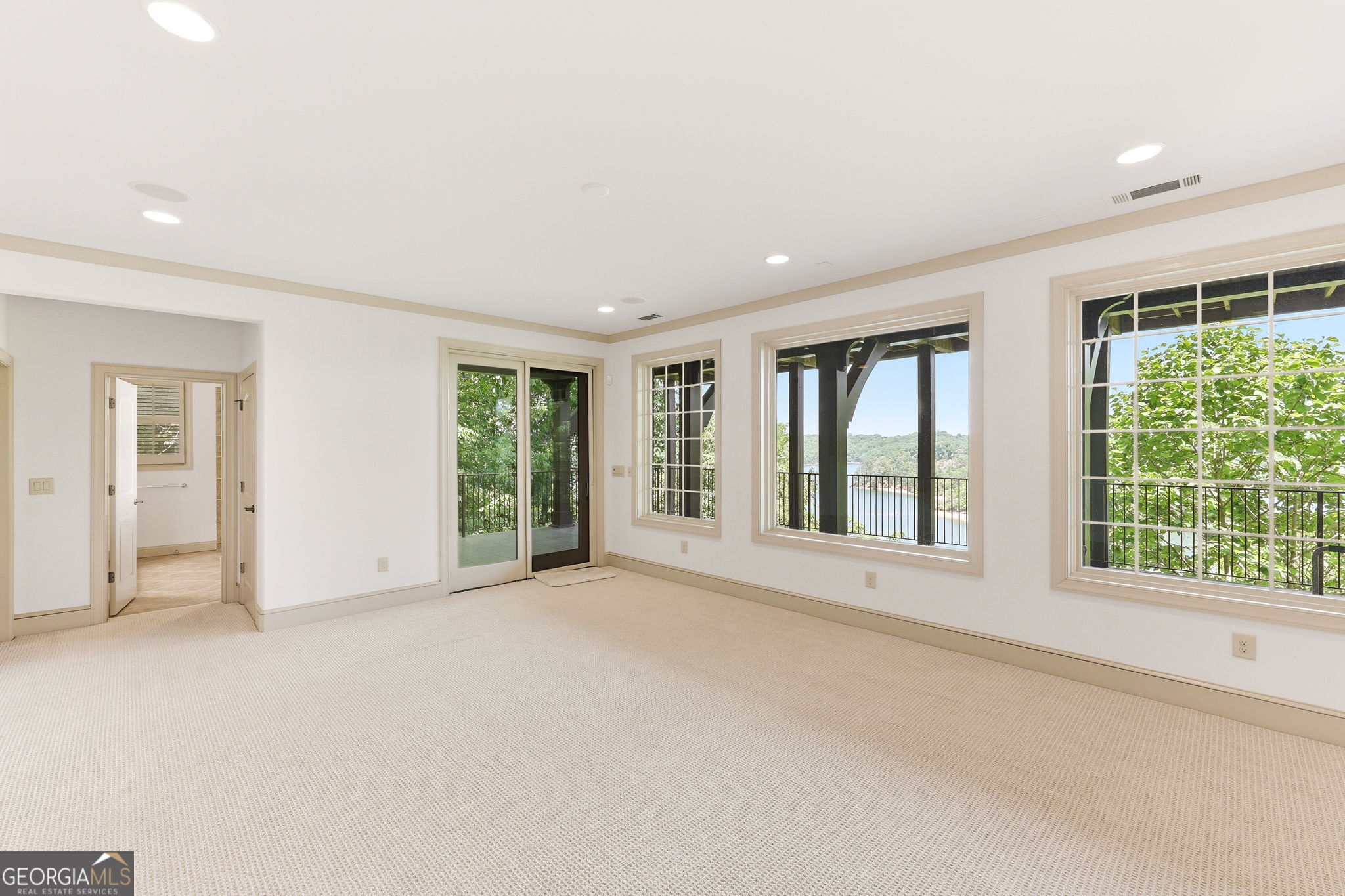 2742 High Vista Point