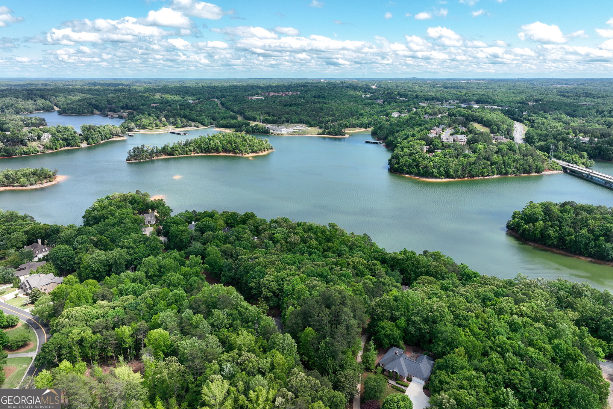 208 Lake Pointe Drive