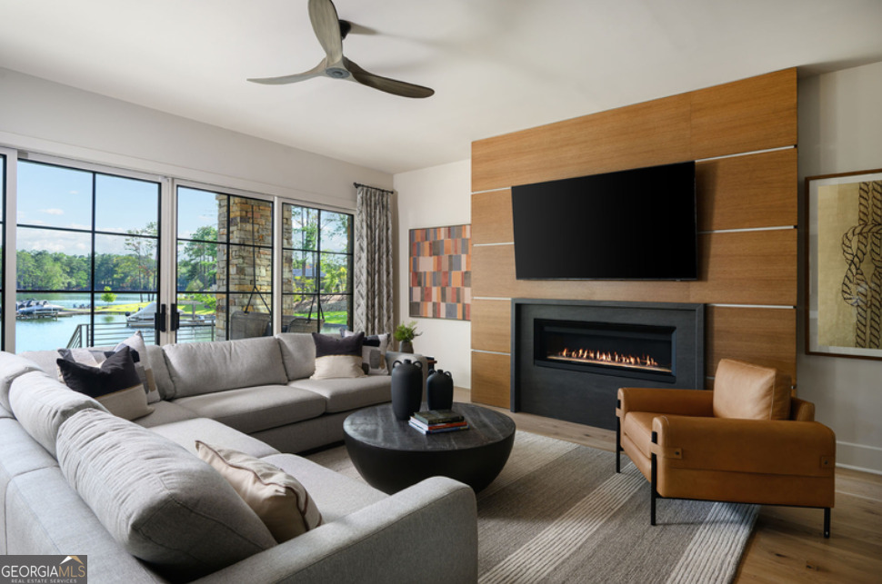 6267A Grant Harbor Drive