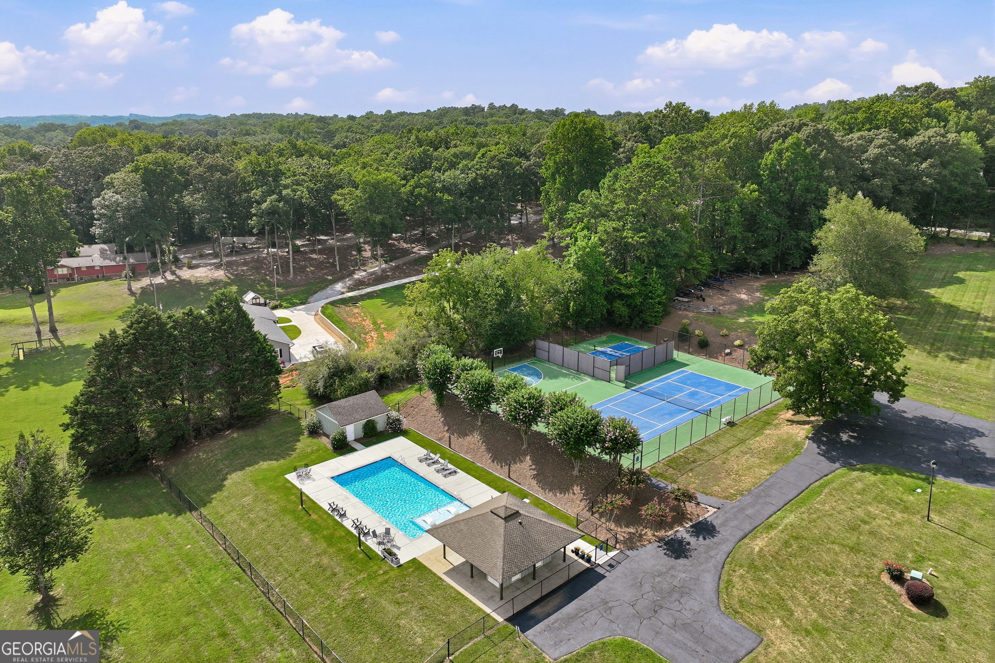 3623 N River Road