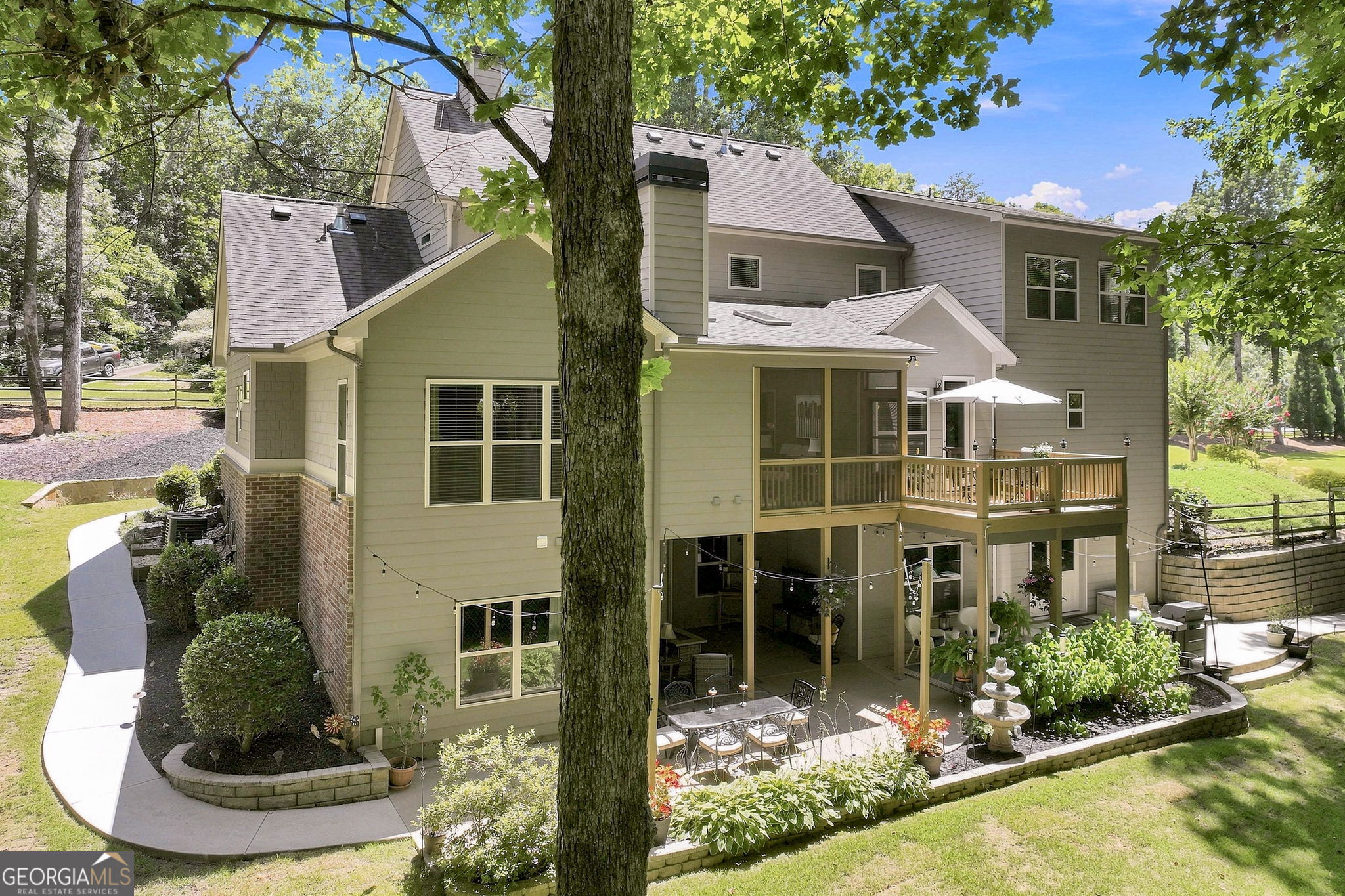 5686 Old Wilkie Road