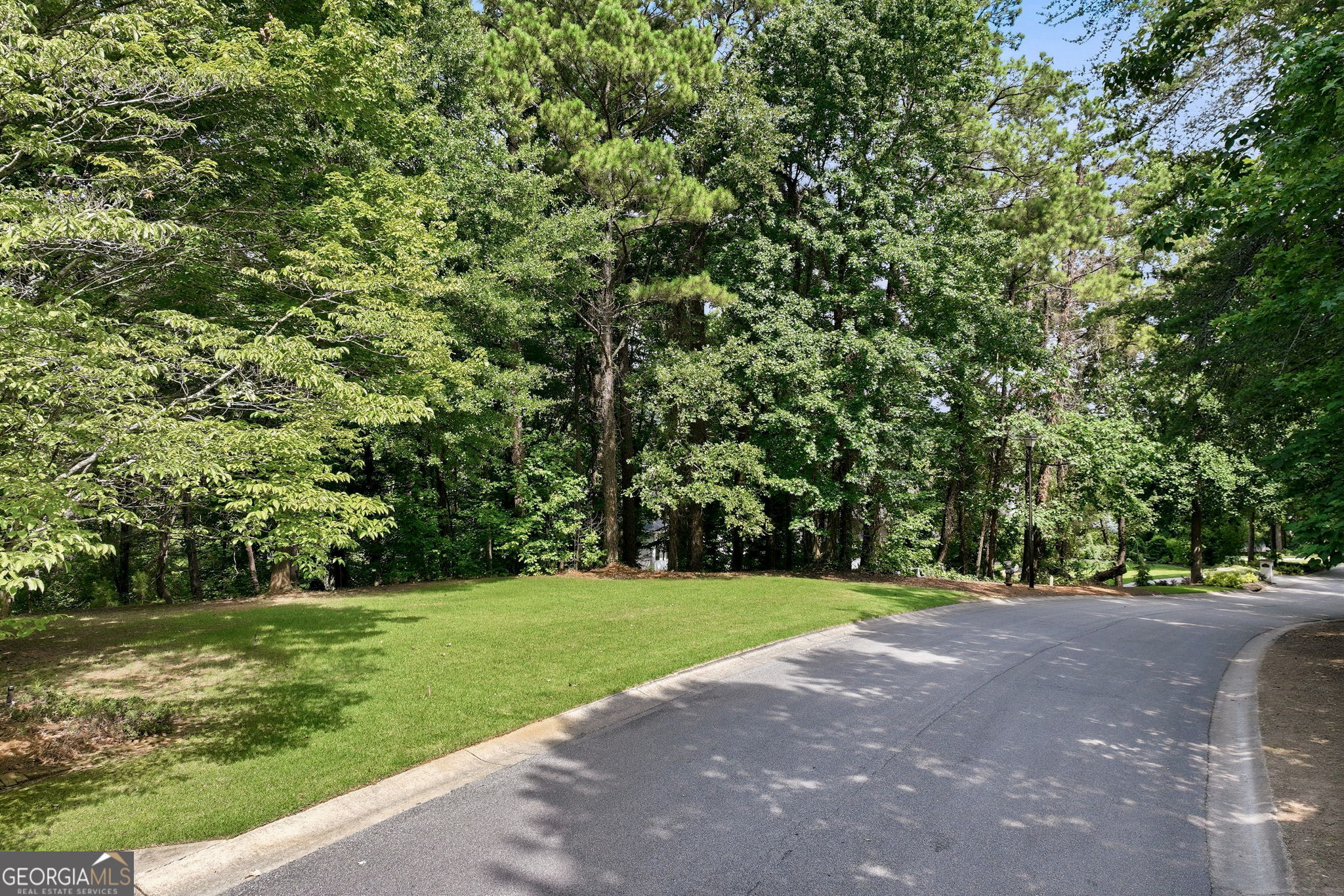 3274A Dunlap Drive, #26-27