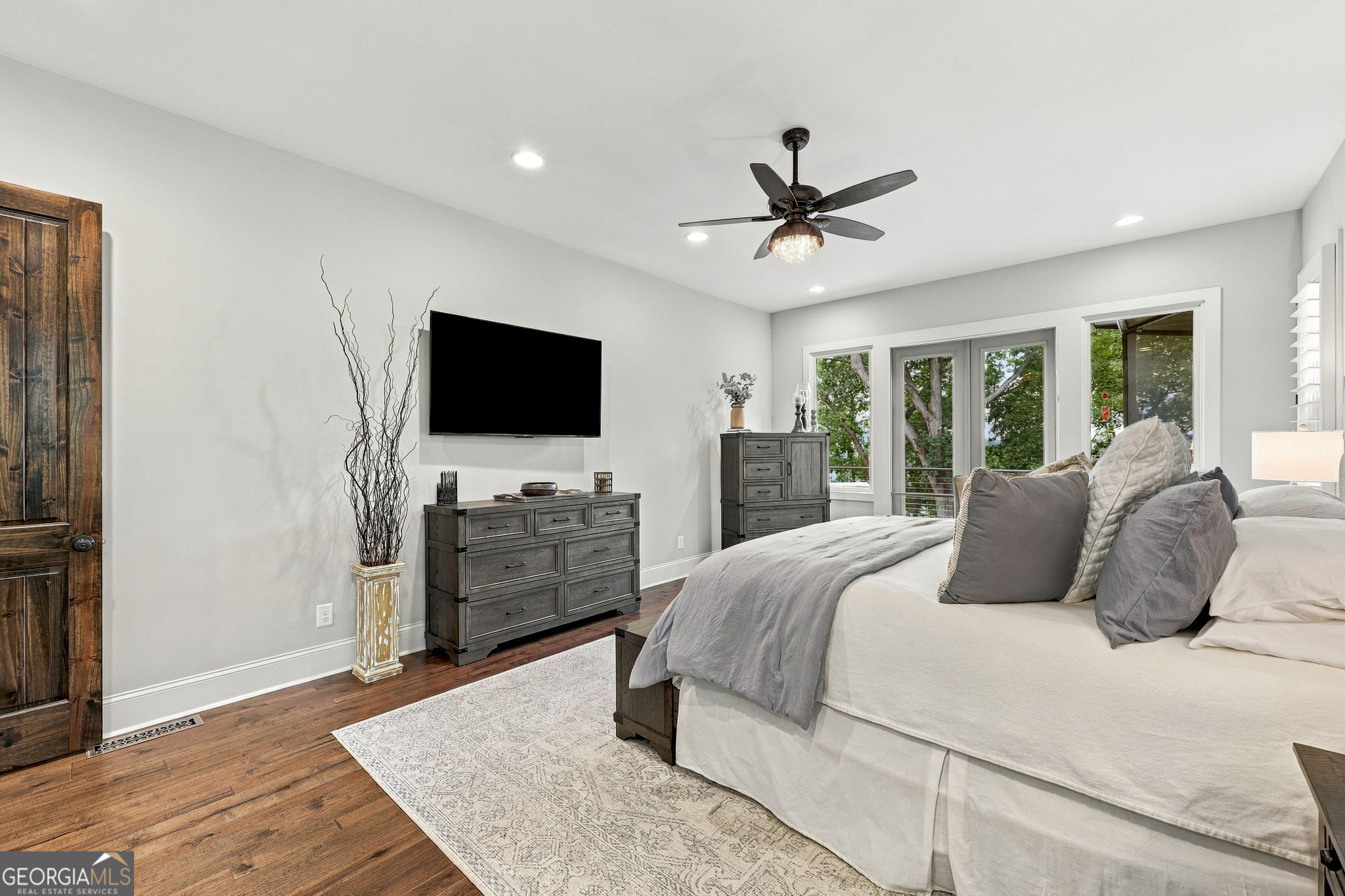 5628 Nags Head Circle