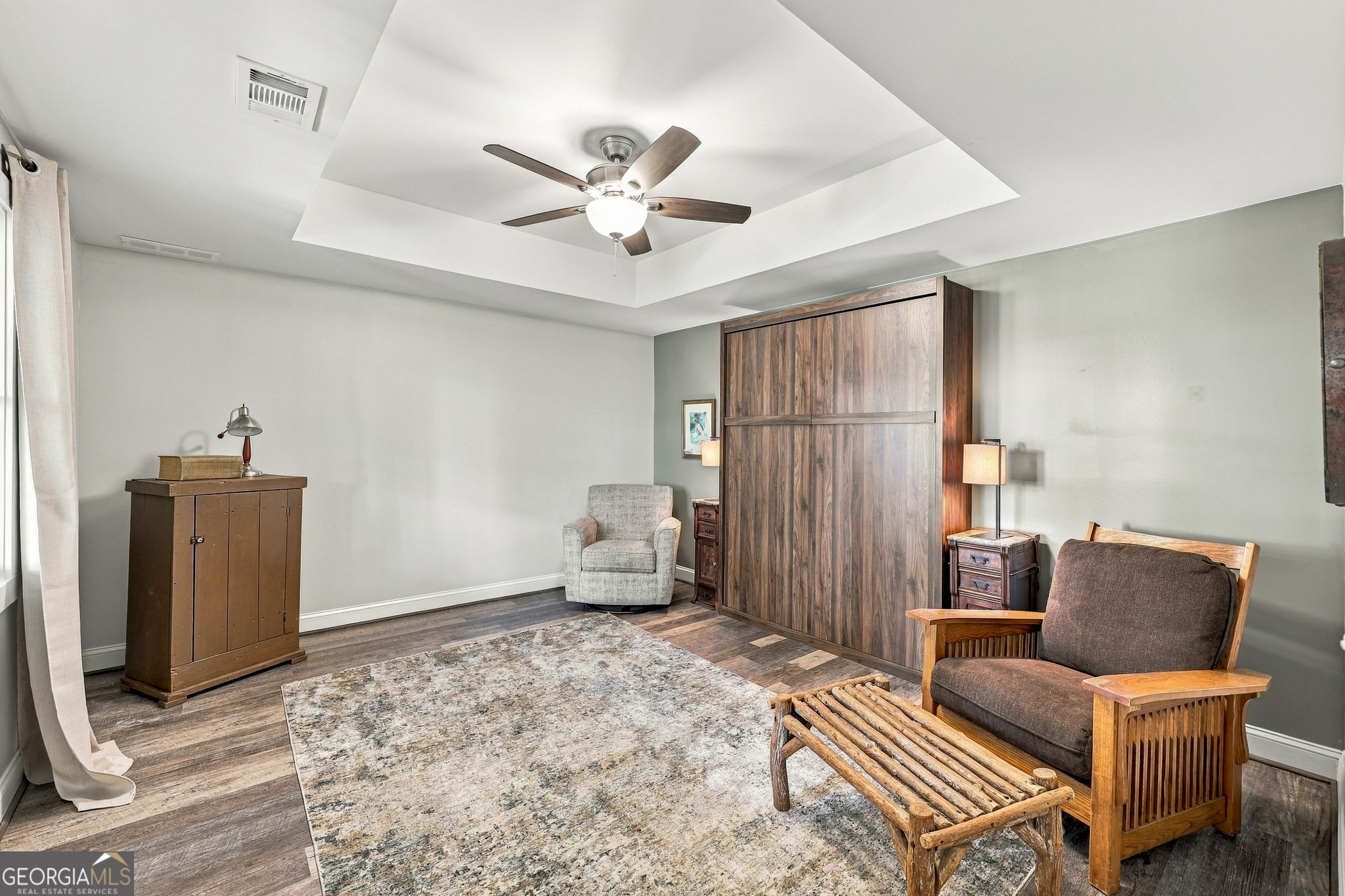 5628 Nags Head Circle