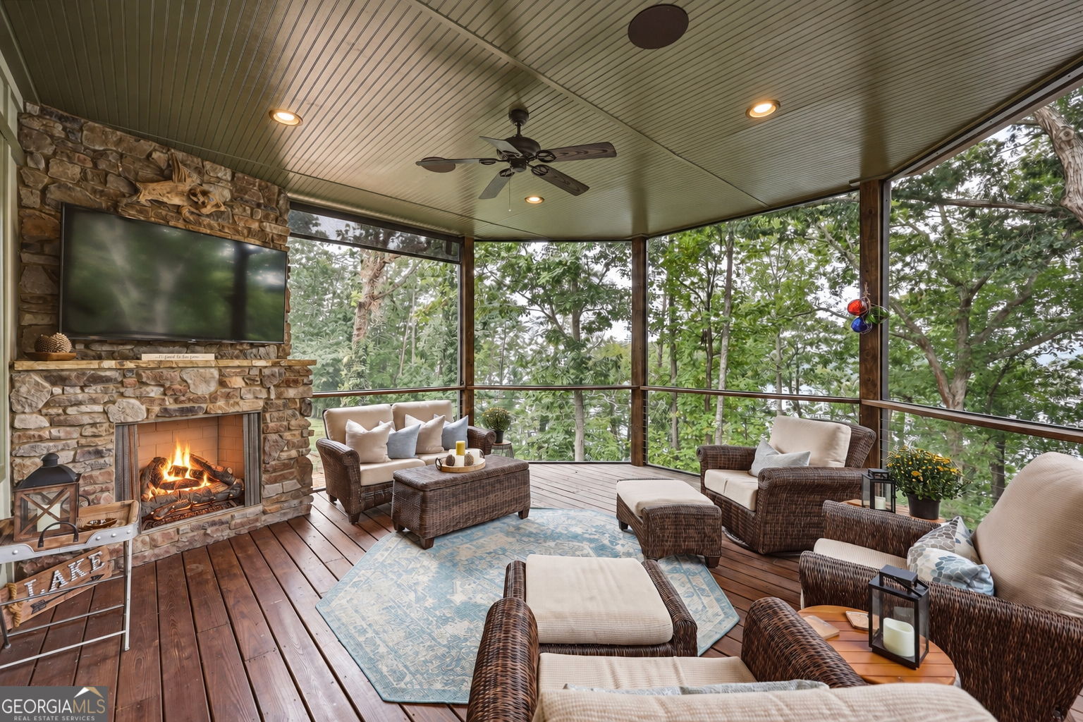 5628 Nags Head Circle