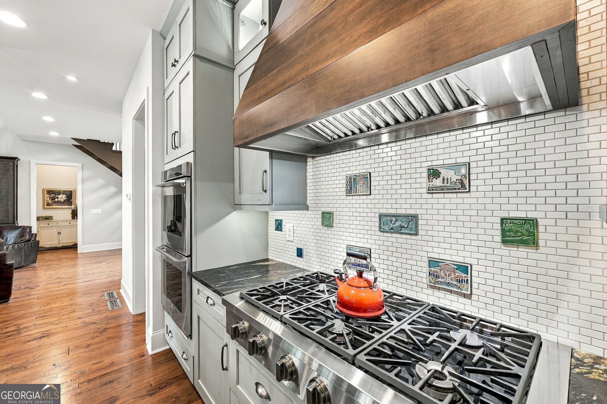 5628 Nags Head Circle