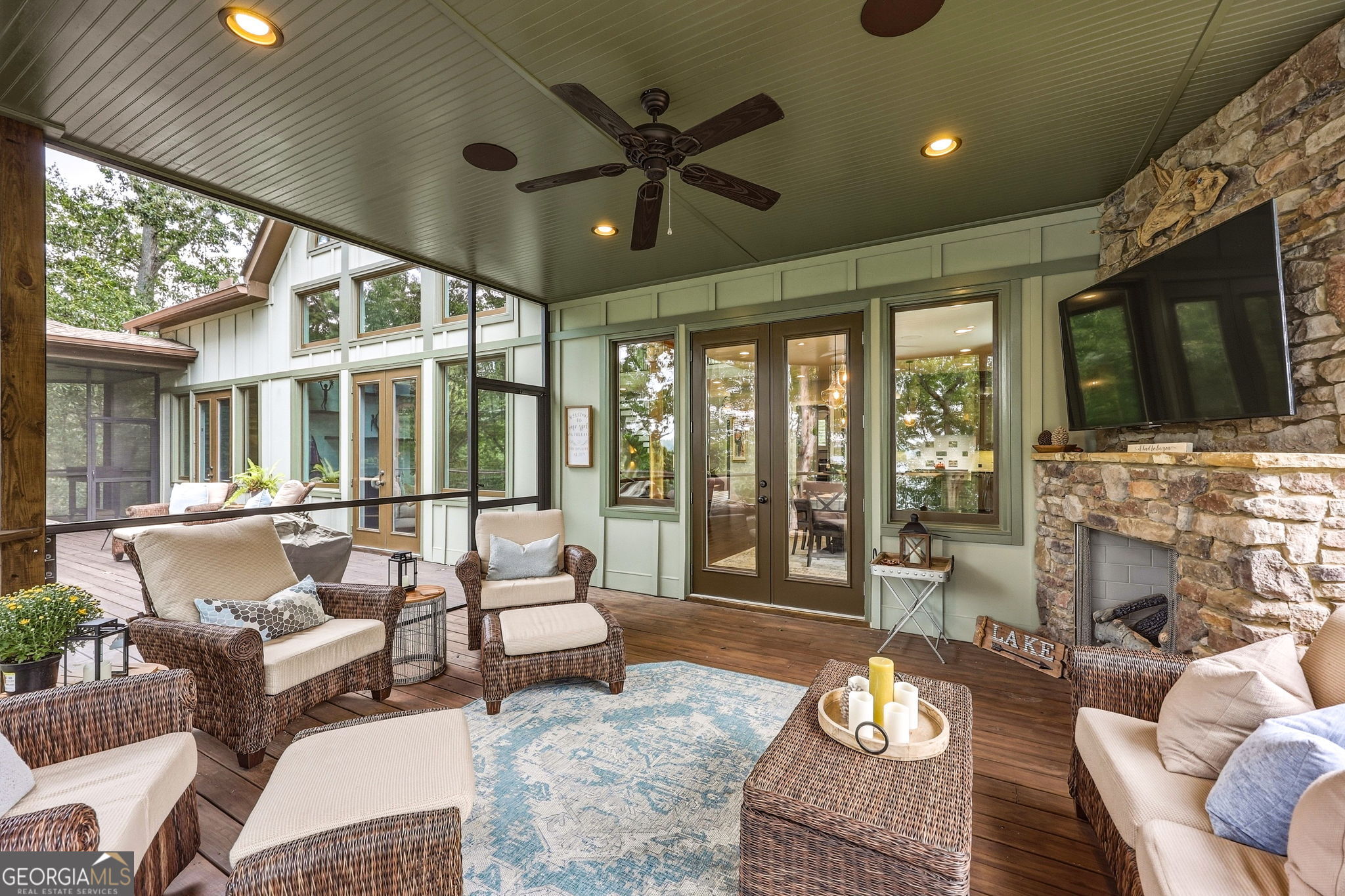 5628 Nags Head Circle