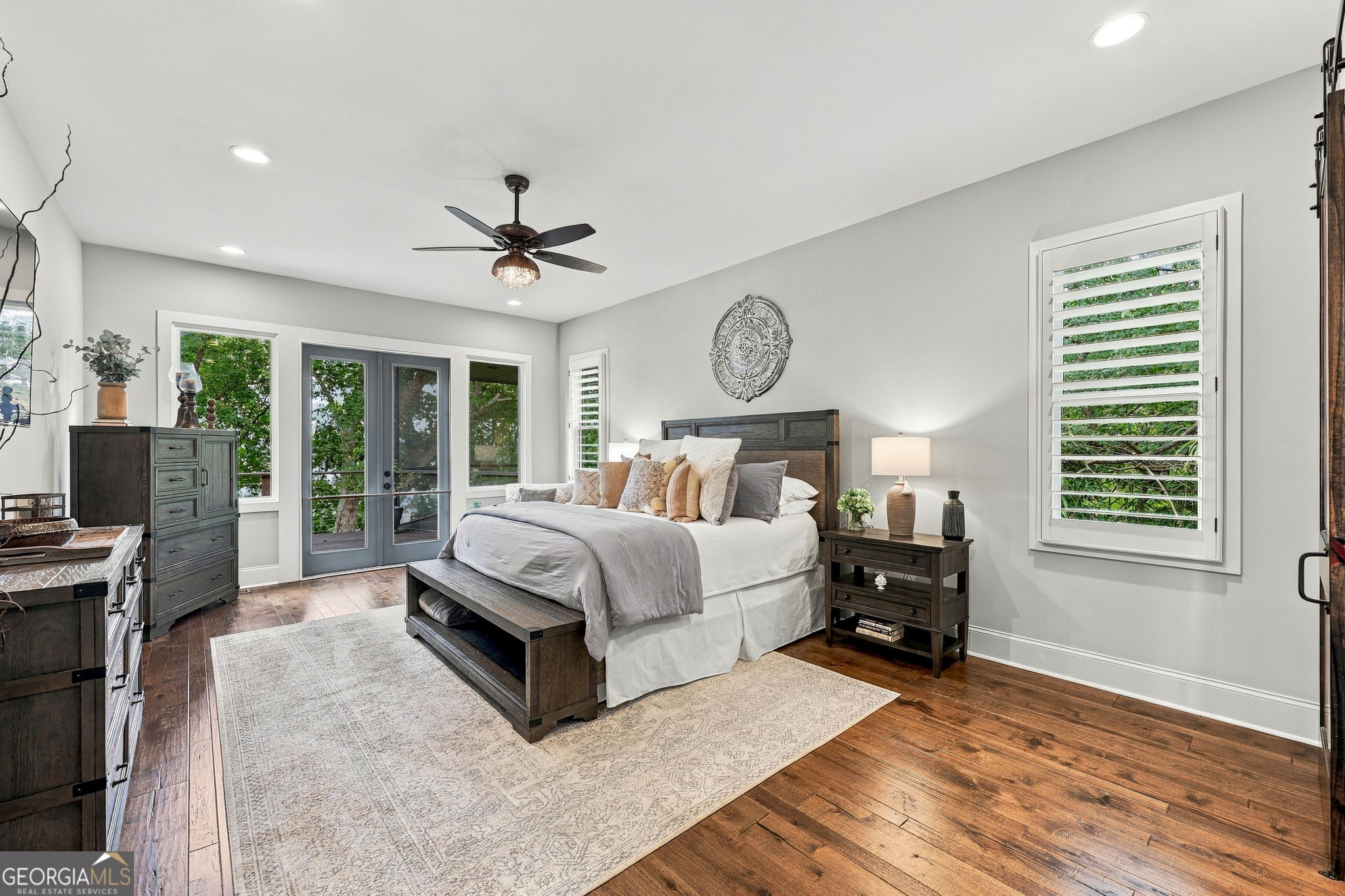 5628 Nags Head Circle