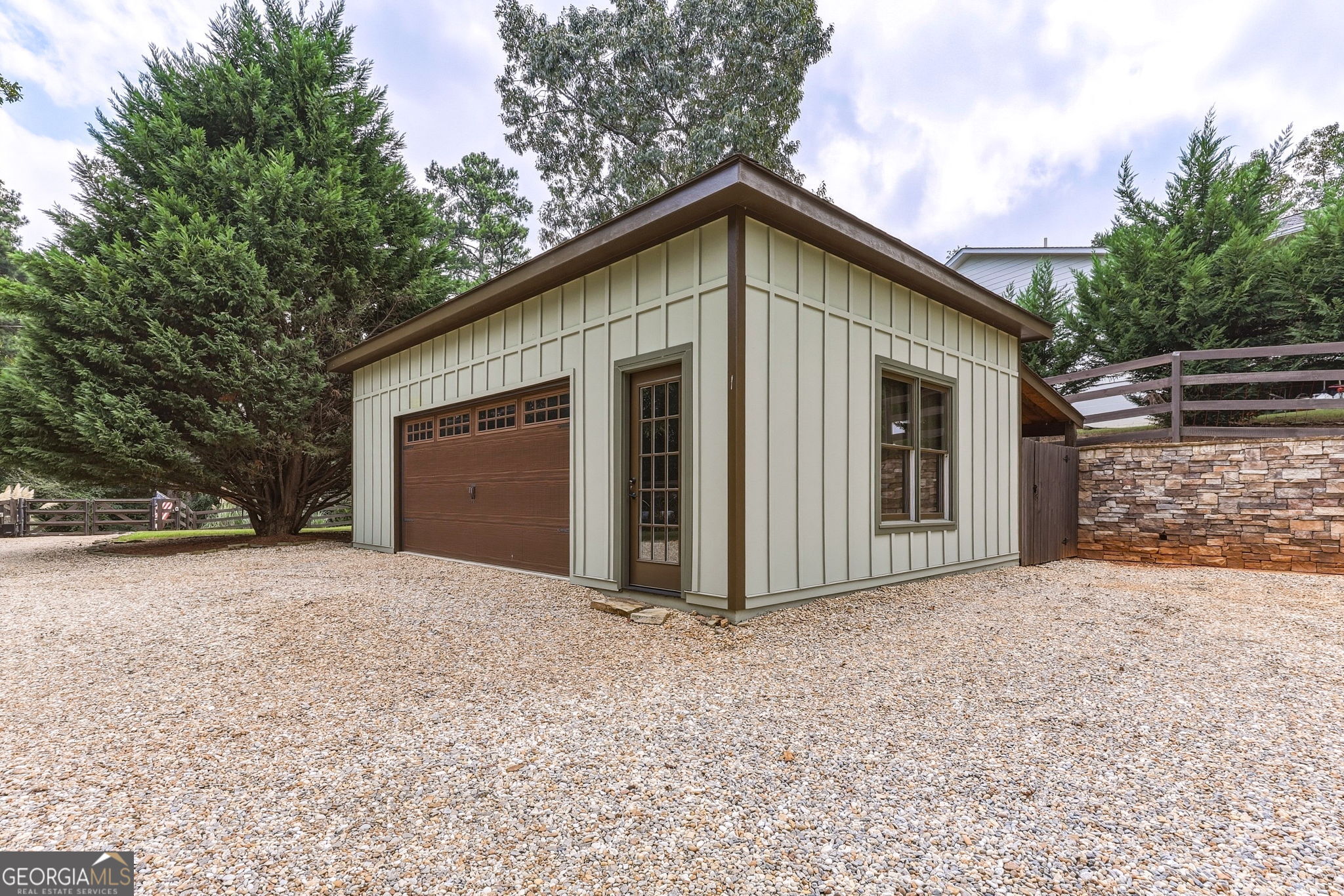 5628 Nags Head Circle