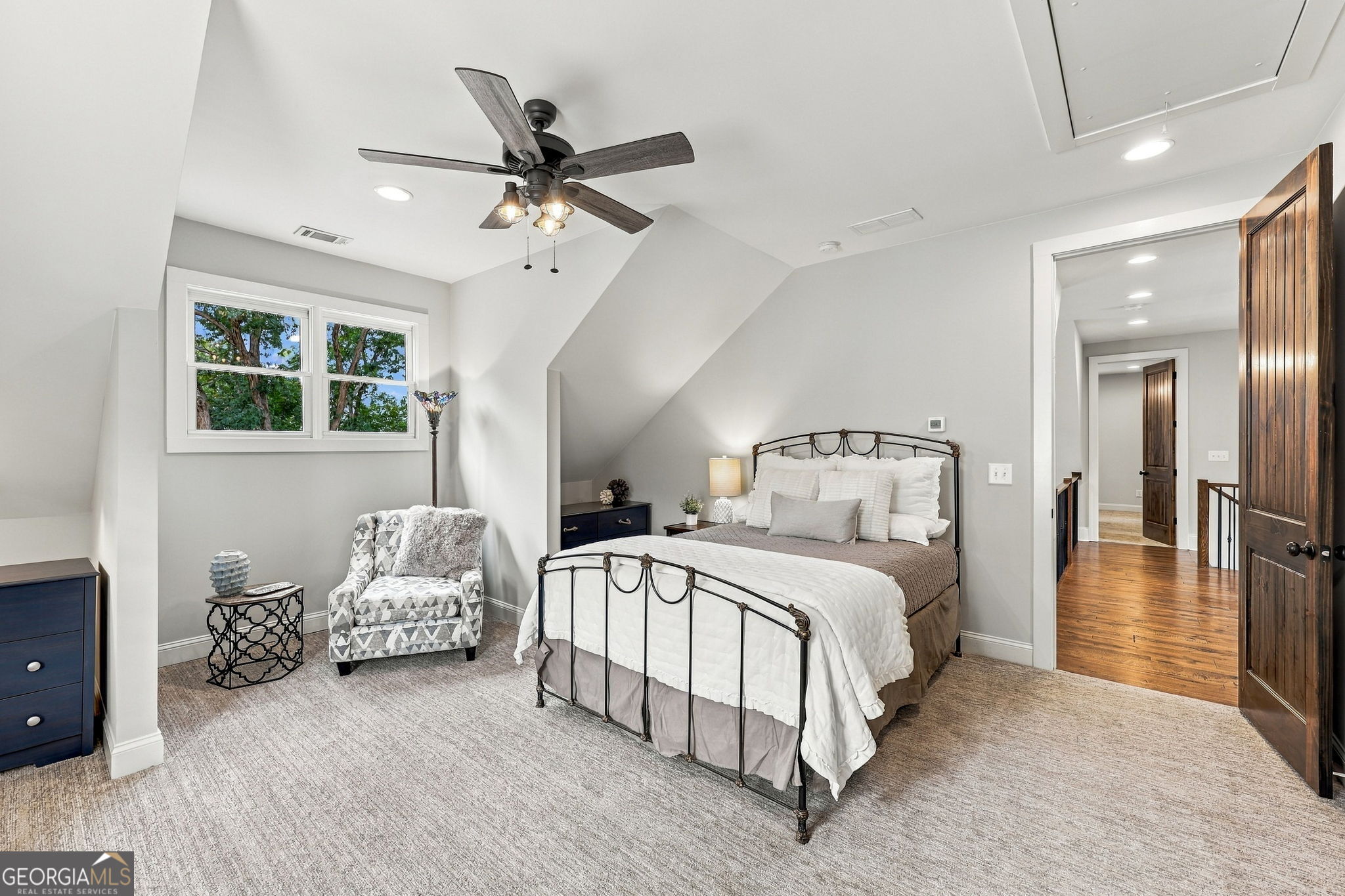 5628 Nags Head Circle