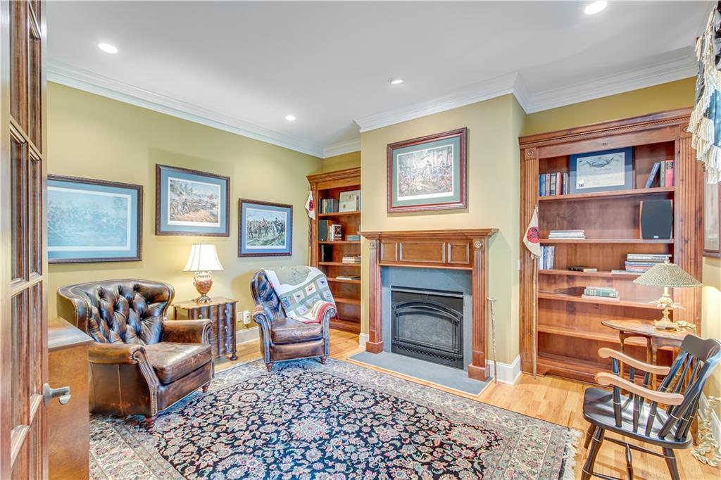 4688 Manor Drive