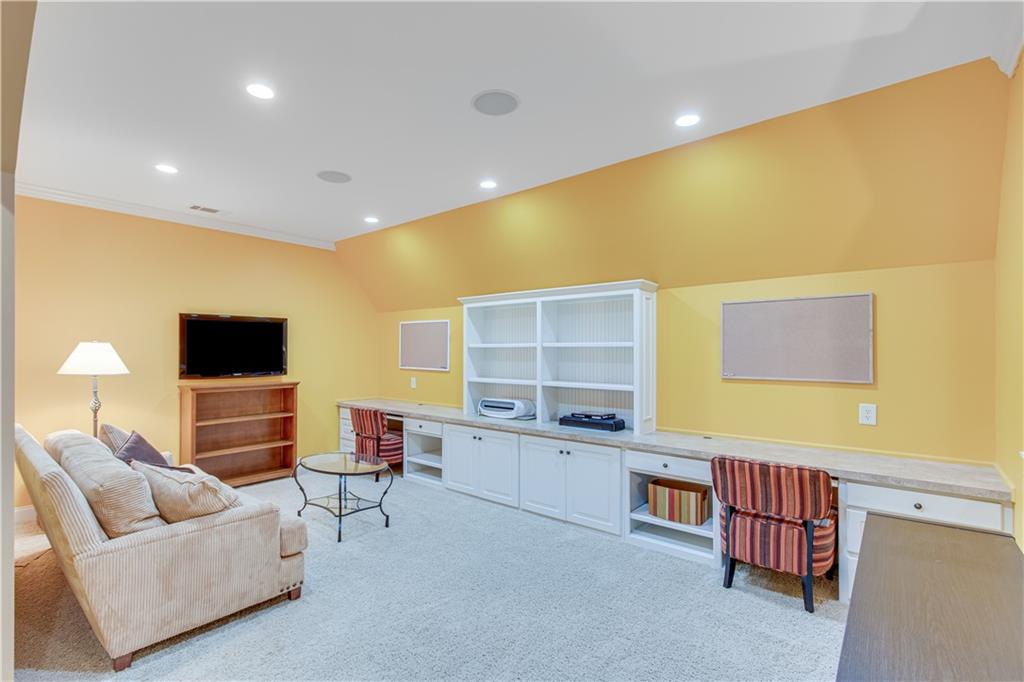 4688 Manor Drive