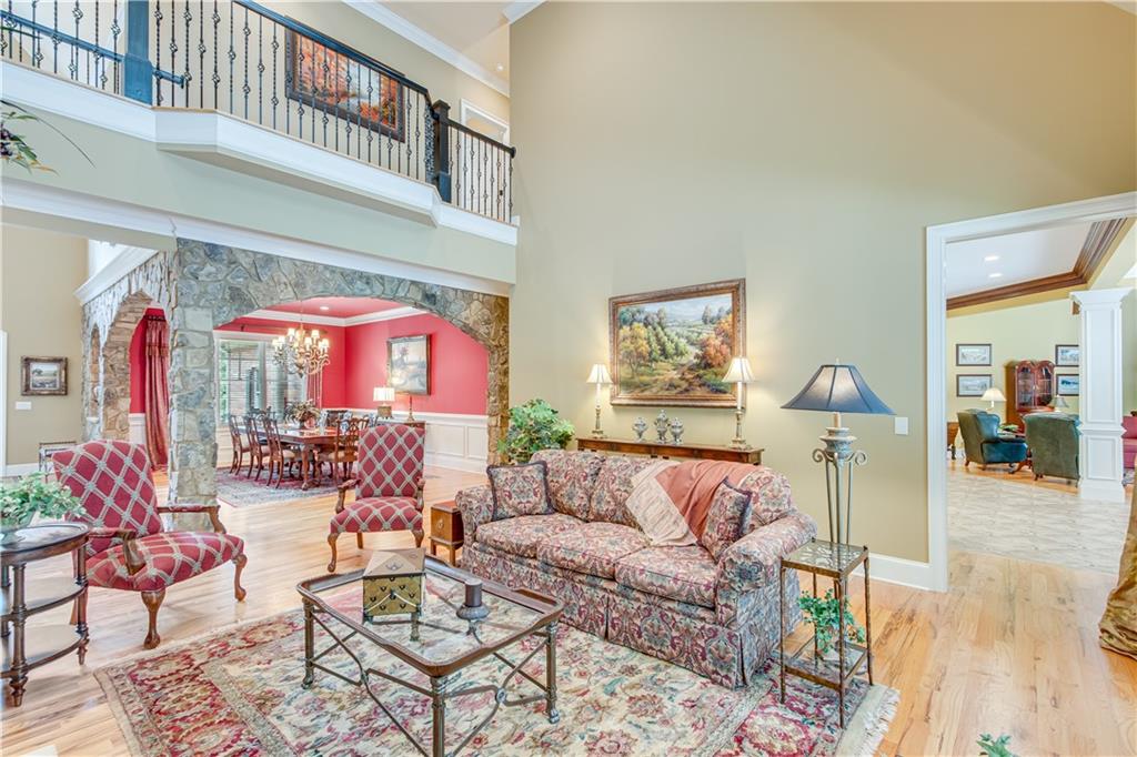 4688 Manor Drive