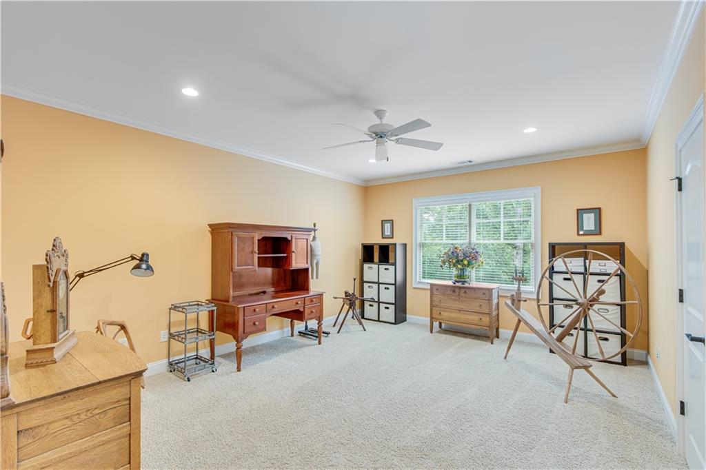 4688 Manor Drive