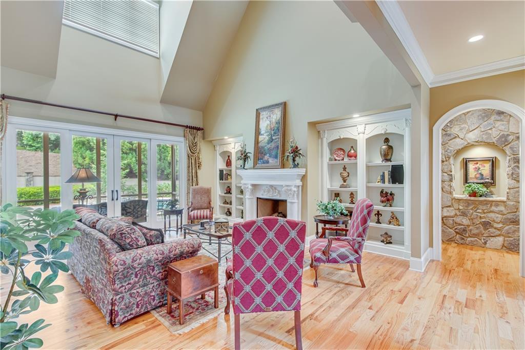 4688 Manor Drive