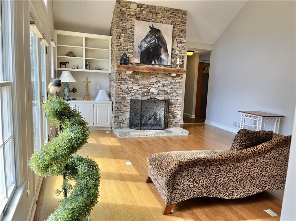 4405 Price Road