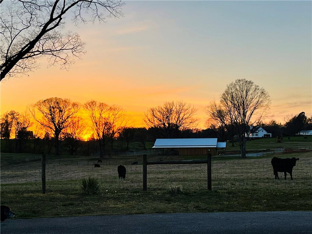 4405 Price Road