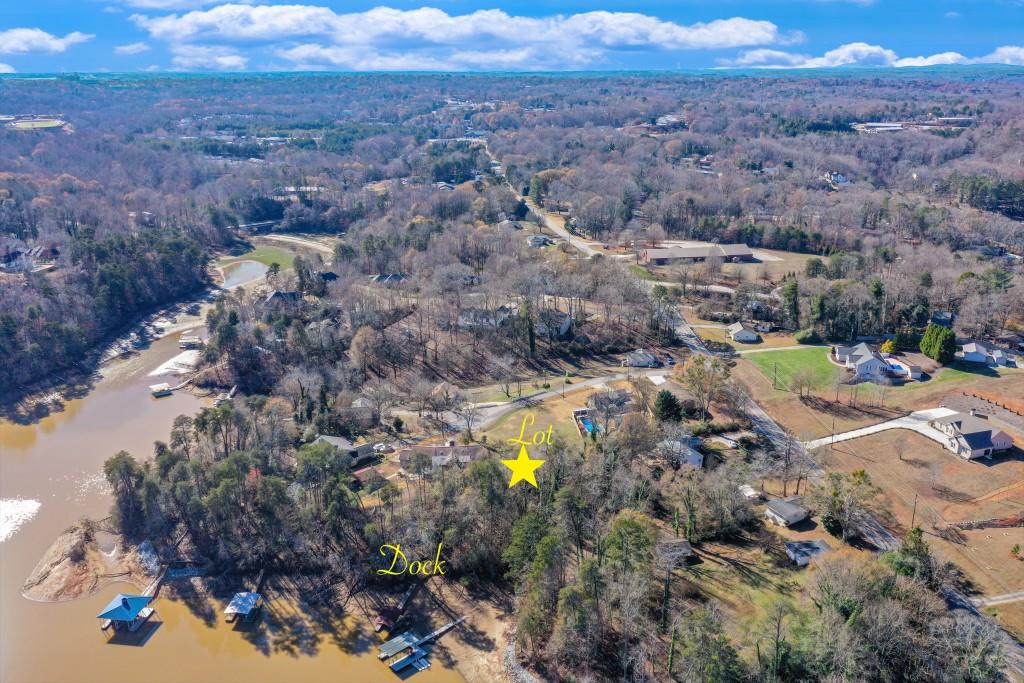 1715 Country Way