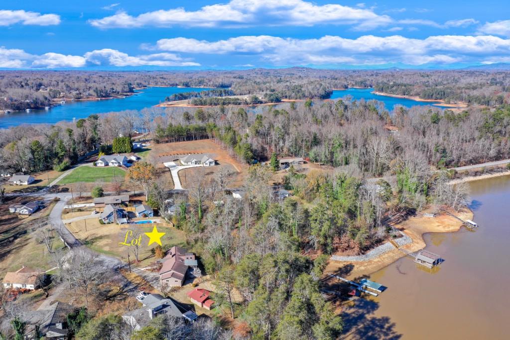1715 Country Way