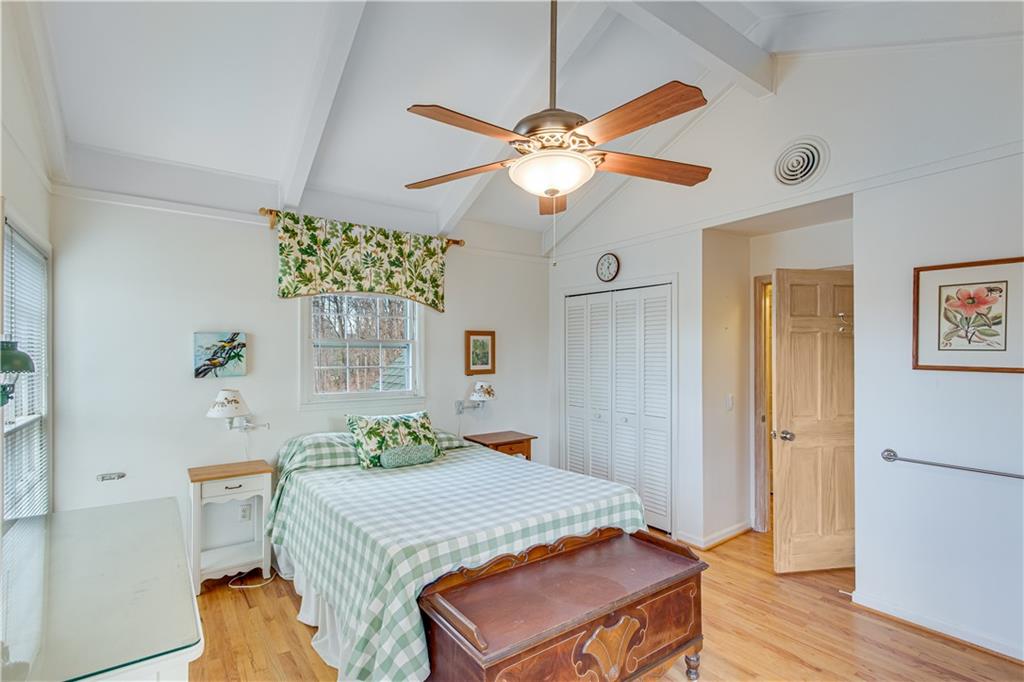 9390 Lisa Circle