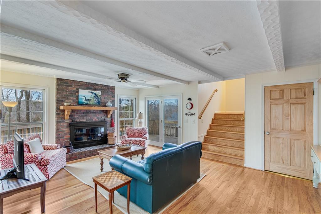9390 Lisa Circle