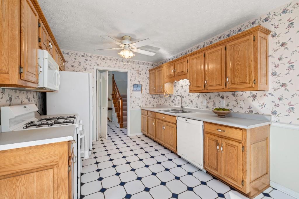 3947 Muscadine Trail