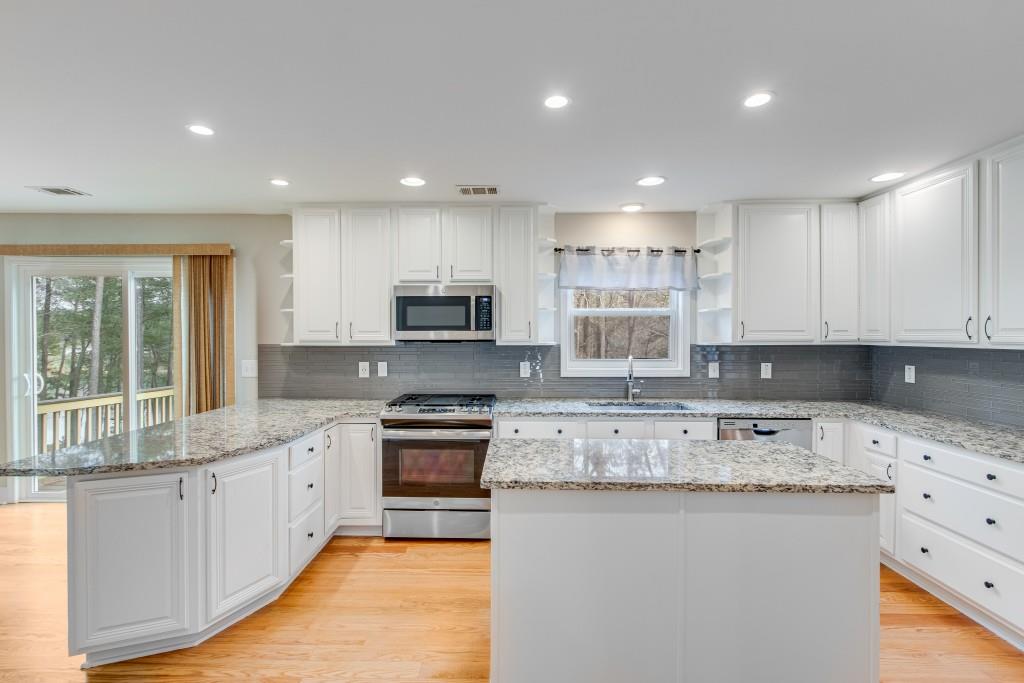 4418 Shellie Lane