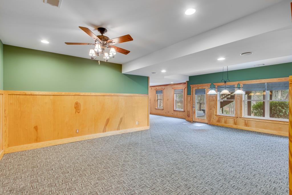 4418 Shellie Lane