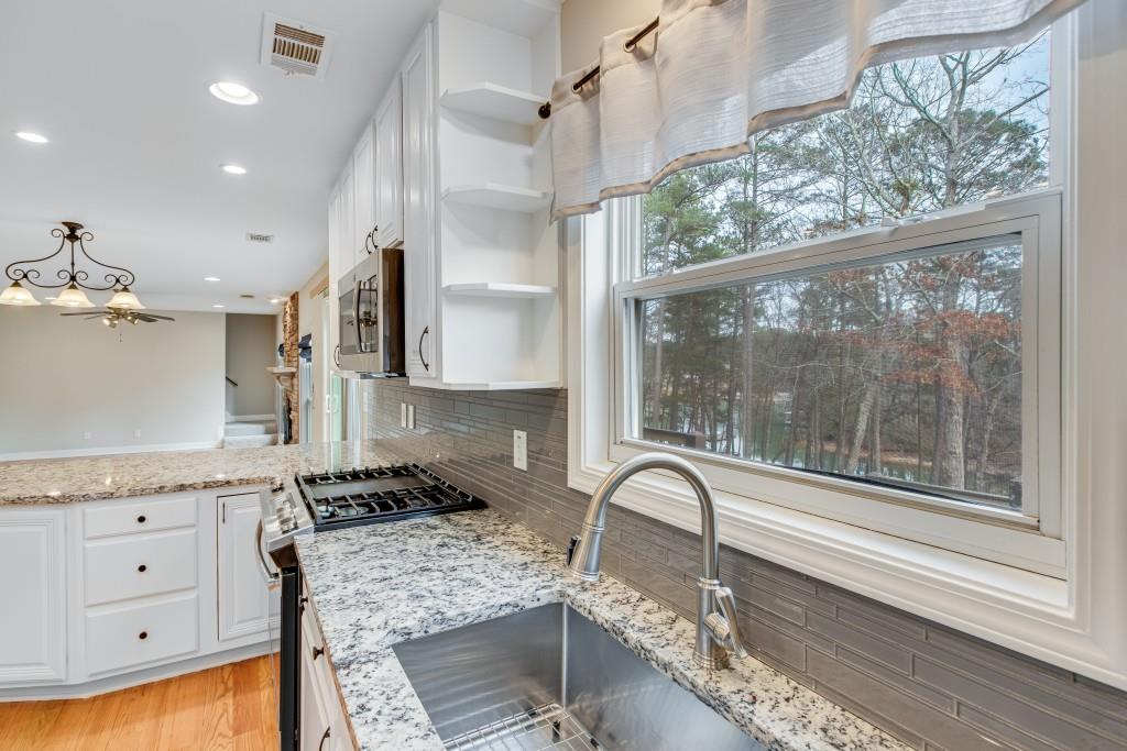 4418 Shellie Lane