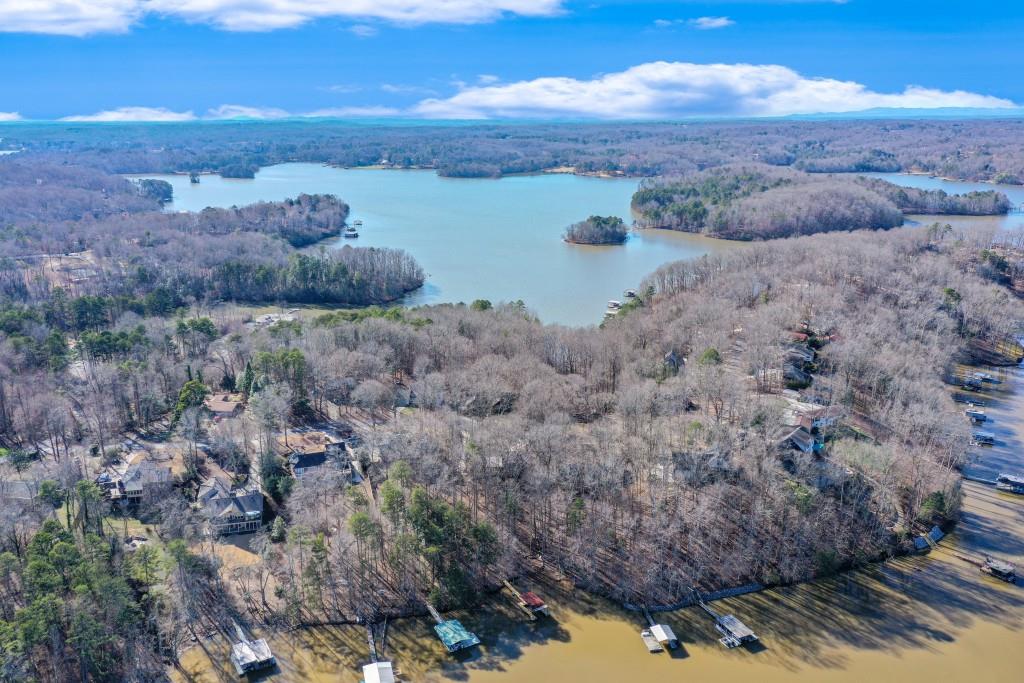 2748 Northlake Road