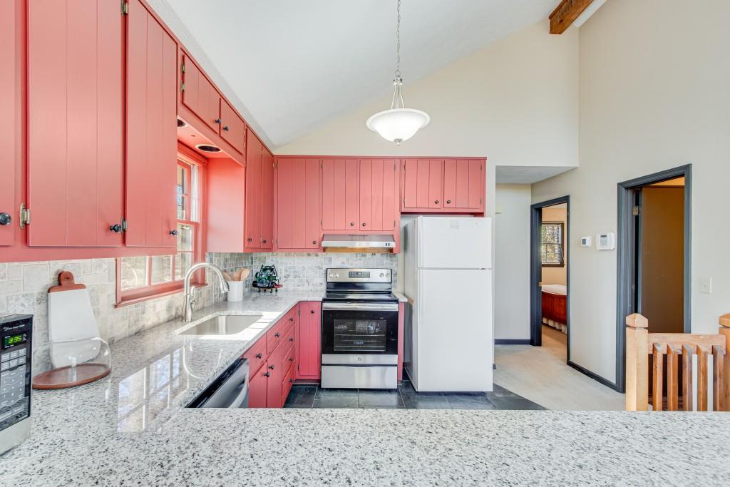 215 Walnut Cove