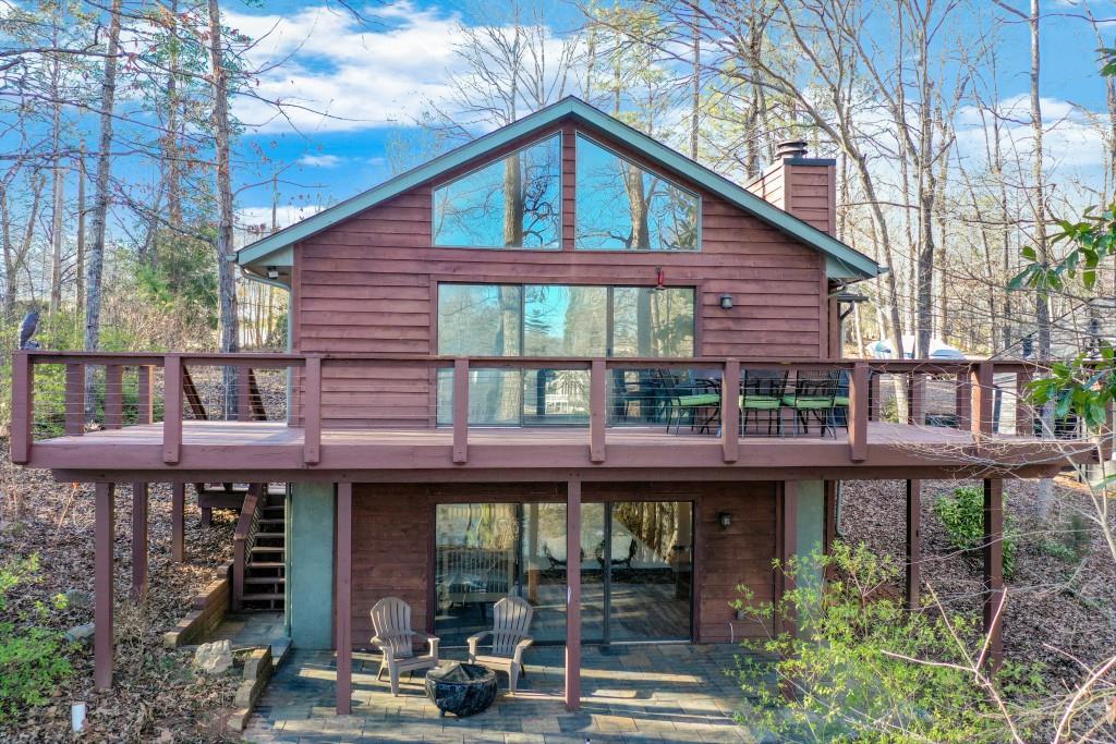 215 Walnut Cove