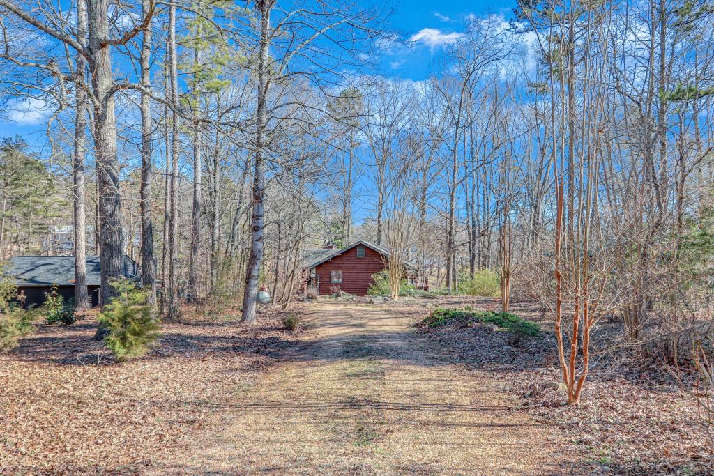 215 Walnut Cove