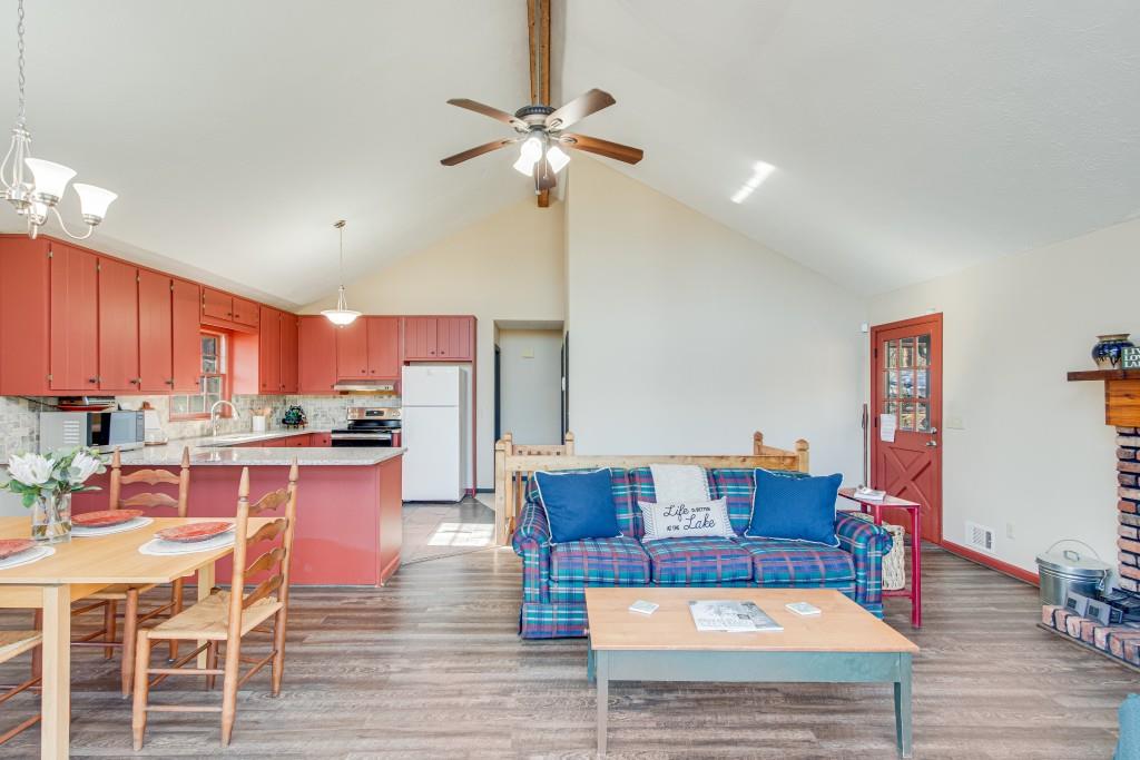 215 Walnut Cove