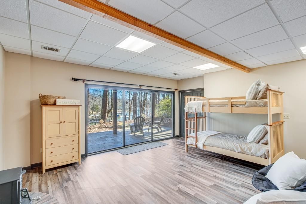 215 Walnut Cove