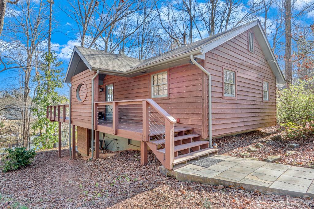 215 Walnut Cove