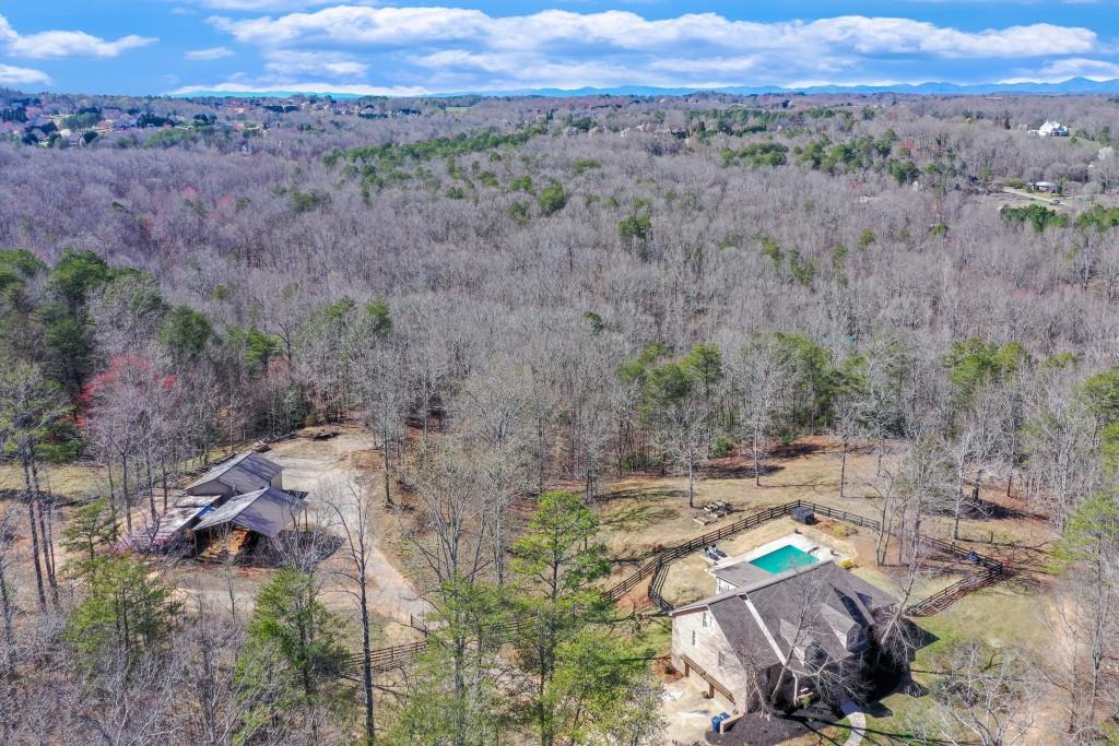 4555 Jim Hood Road