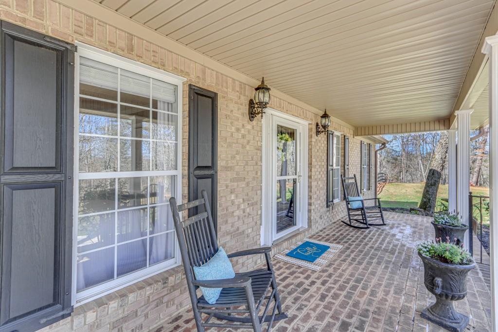 4555 Jim Hood Road
