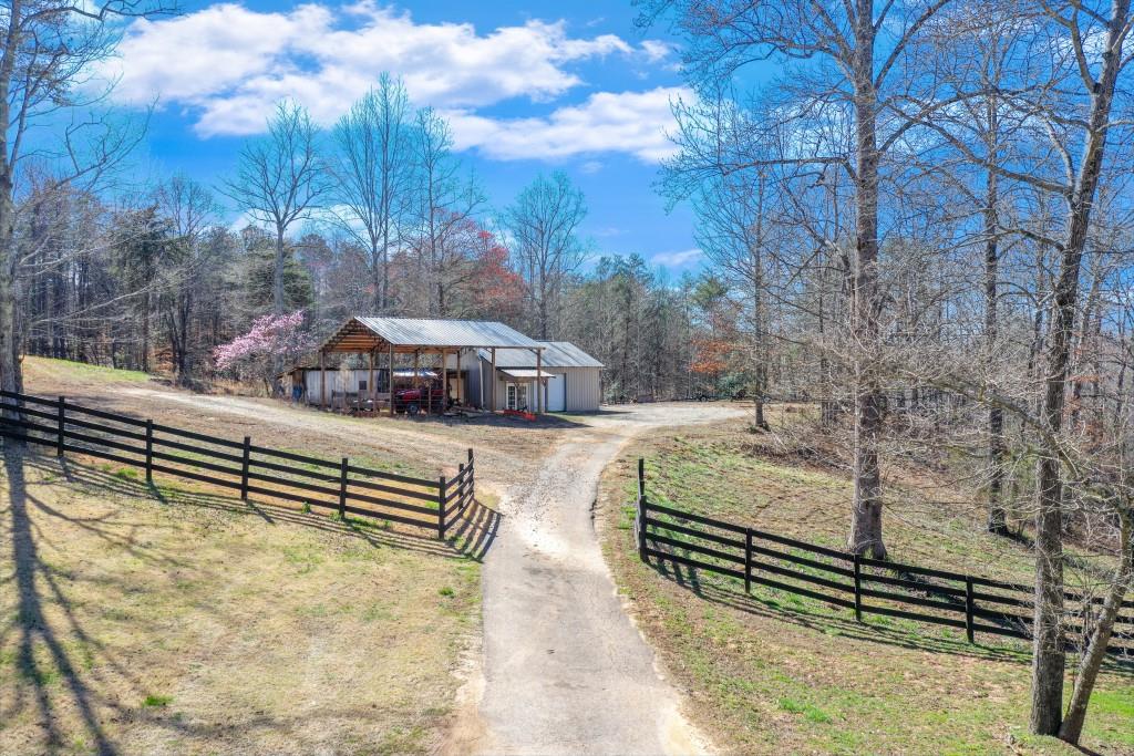 4555 Jim Hood Road