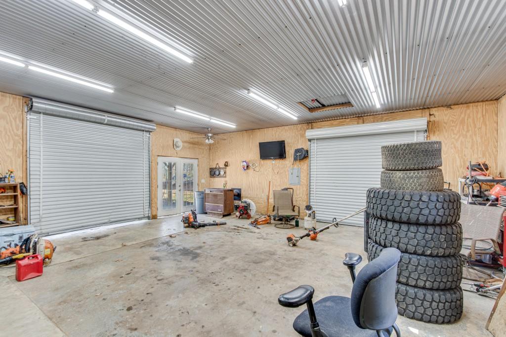 4555 Jim Hood Road