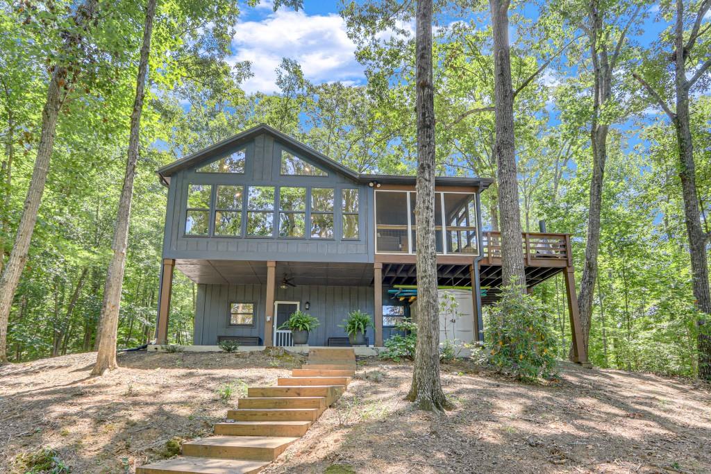 3930 Lake Court