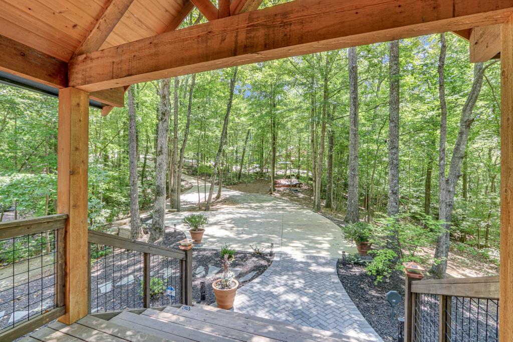 3930 Lake Court
