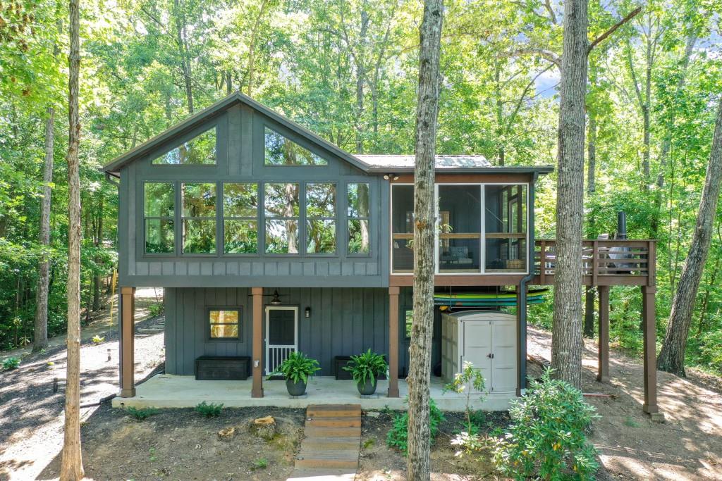 3930 Lake Court