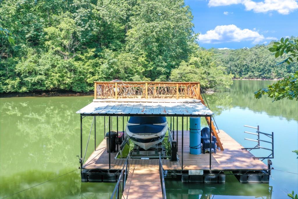 3930 Lake Court