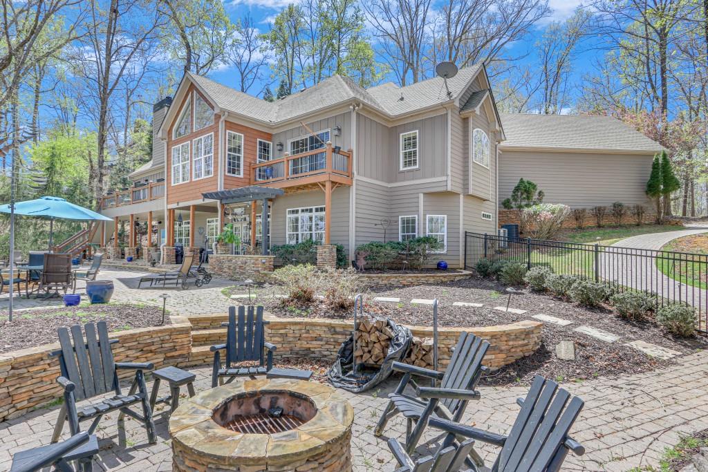 7311 Nichols Cove Drive