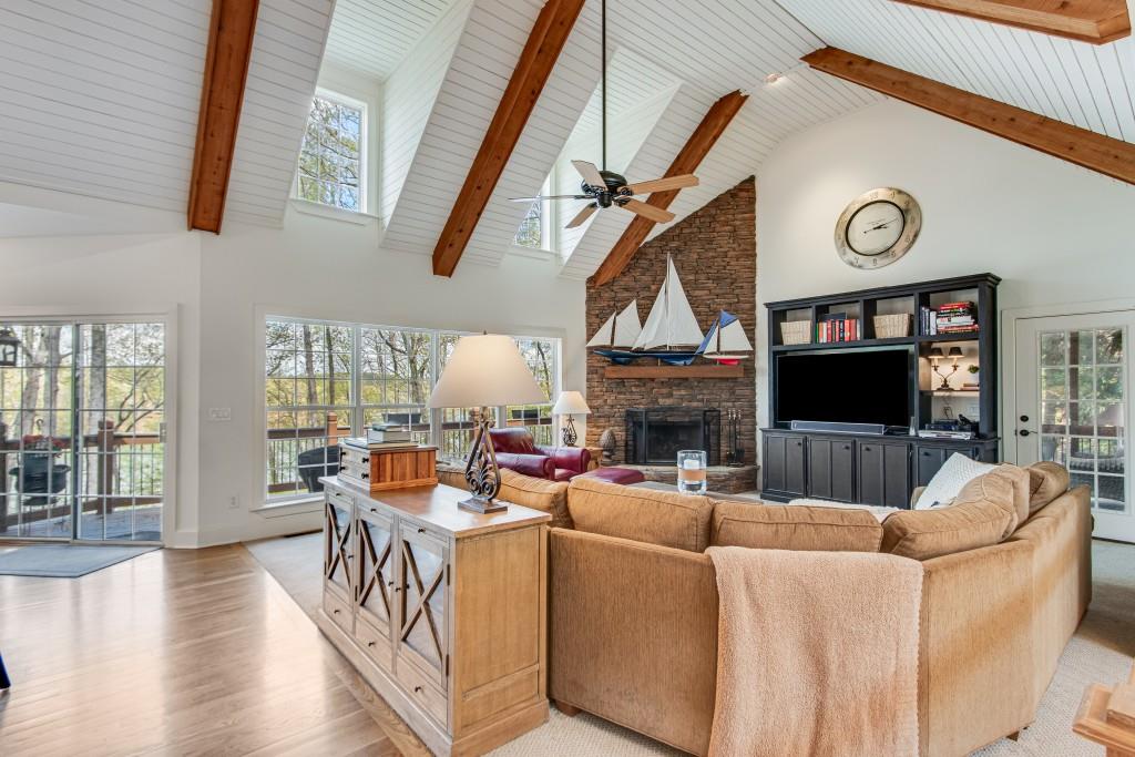 7311 Nichols Cove Drive