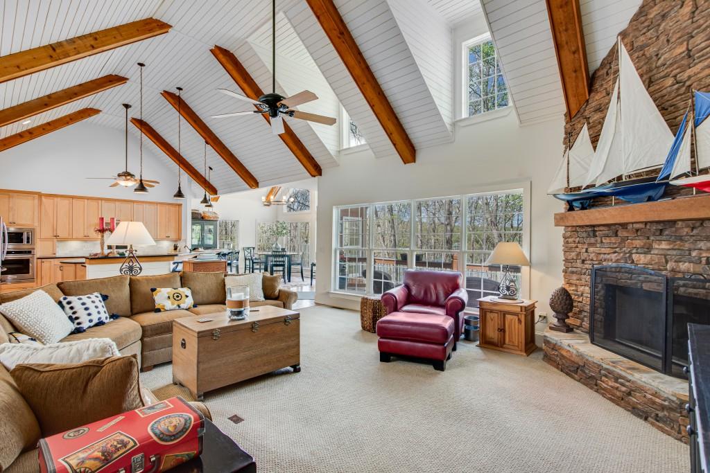 7311 Nichols Cove Drive