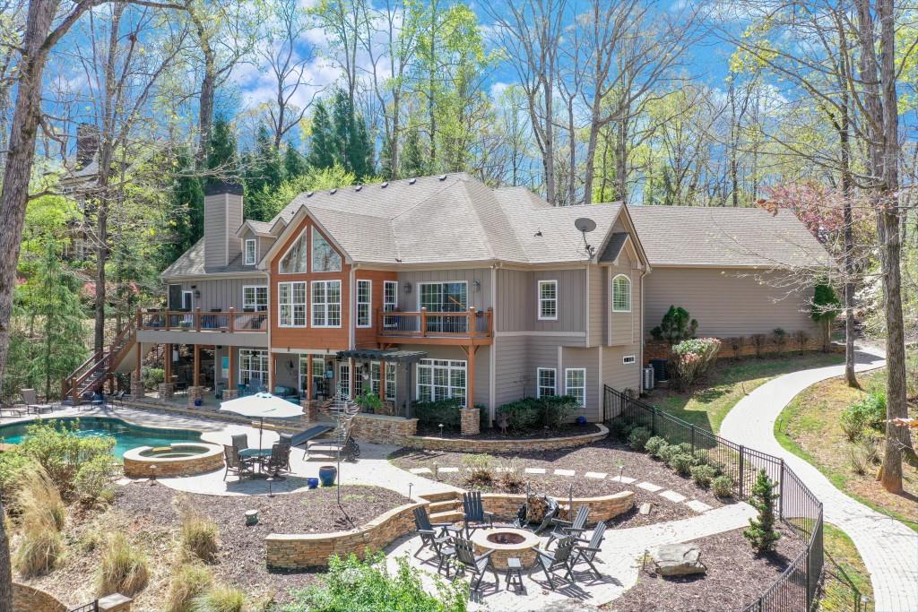 7311 Nichols Cove Drive